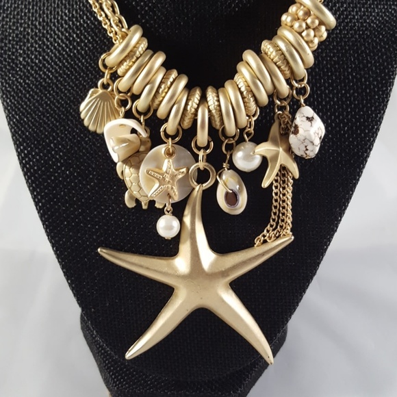 JL Designs Gold Tone Seashell Necklace and Earring - Picture 3 of 3